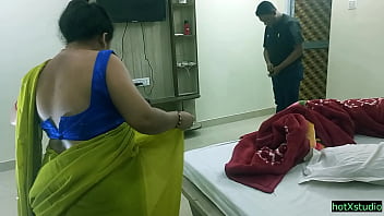 Amateur housewife and maid engage in interracial encounter in Kolkata hotel