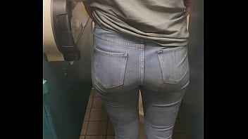 Bathroom tryst: Pawg worker gets doggy style in public